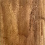 کفپوش SPC با طراحی طبیعی وبافت چوبی مناسب برای دکوراسیون داخلی